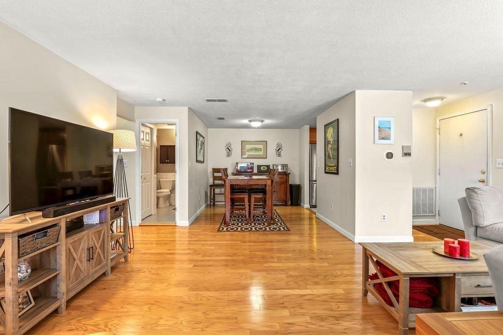 108 Norton Ave #17, Easton, MA, 108 Norton Ave #17, Easton, MA Photo #2