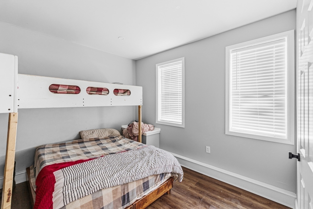 117 Farland Cir, New Bedford, MA Photo #22
