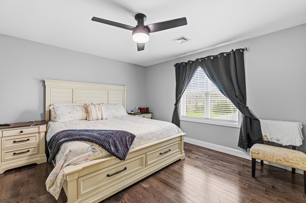 117 Farland Cir, New Bedford, MA Photo #13
