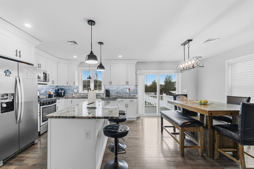 117 Farland Cir, New Bedford, MA Photo #8