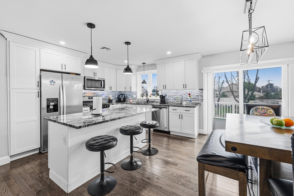117 Farland Cir, New Bedford, MA Photo #7