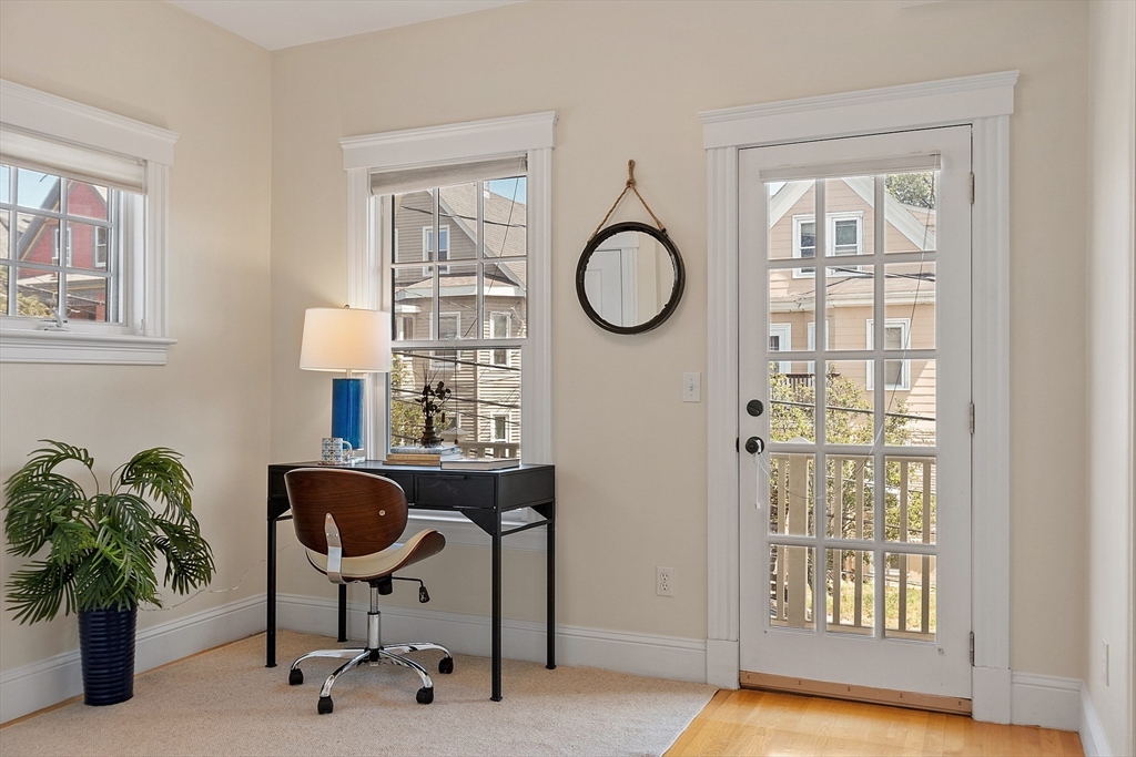 32 Burnside Ave 2