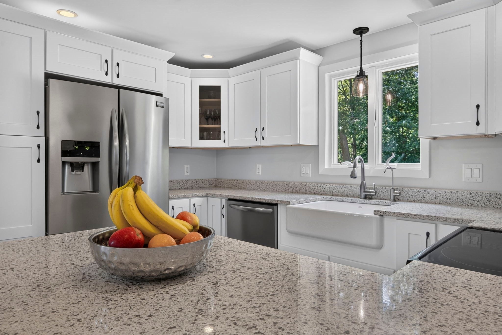 28 Sherrick Ave, Holbrook, MA Photo #9
