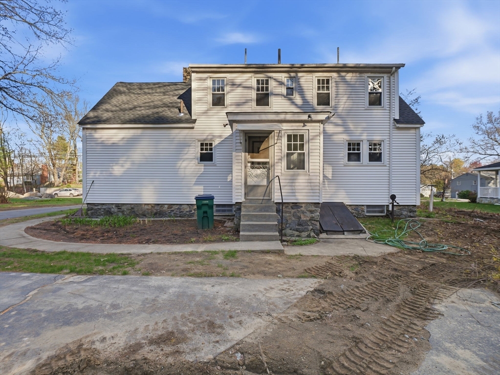 285 W Meadow Rd, Lowell, MA Photo #3