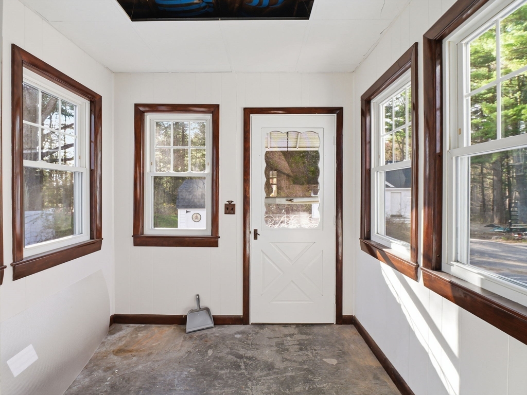285 W Meadow Rd, Lowell, MA Photo #29
