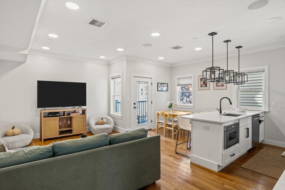 246 Athens Street 1
