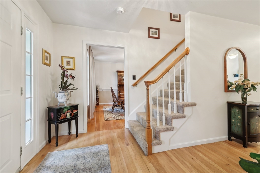 176 Crescent St