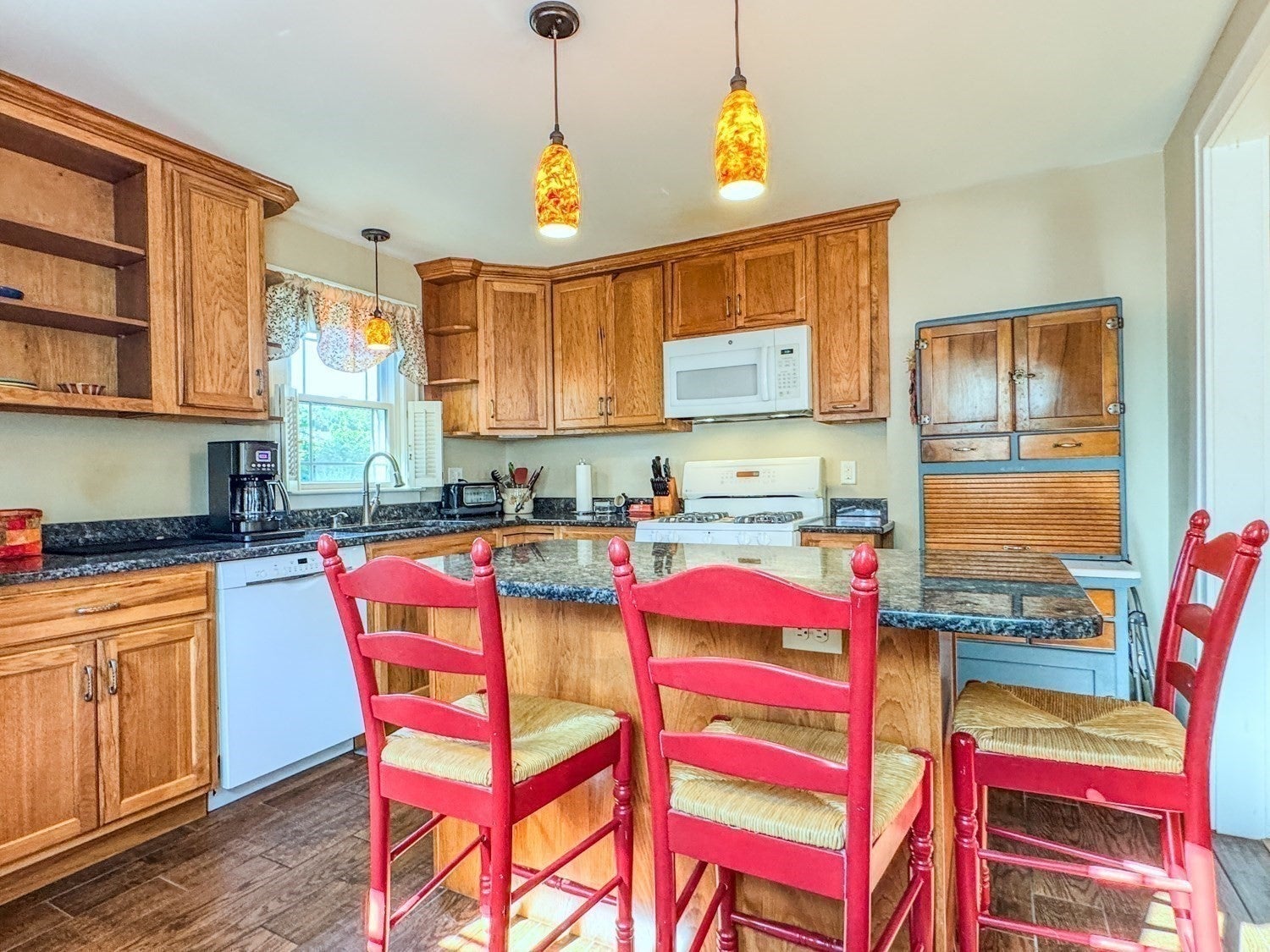 82 Smith Street, Greenfield, MA Photo #6
