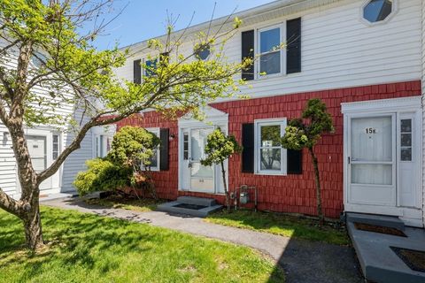 15 Crescent St D Lawrence MA 01841