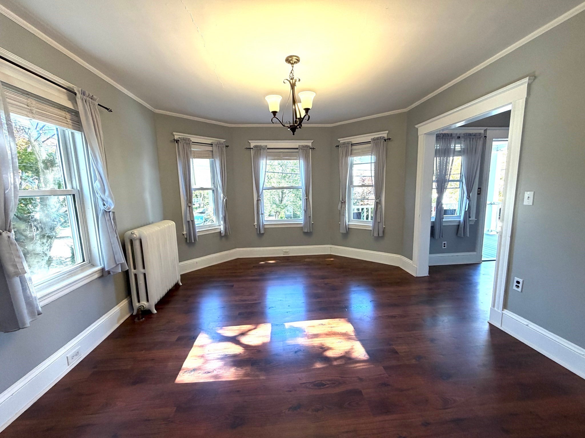 157 Willow St #1, Boston, MA Photo #3