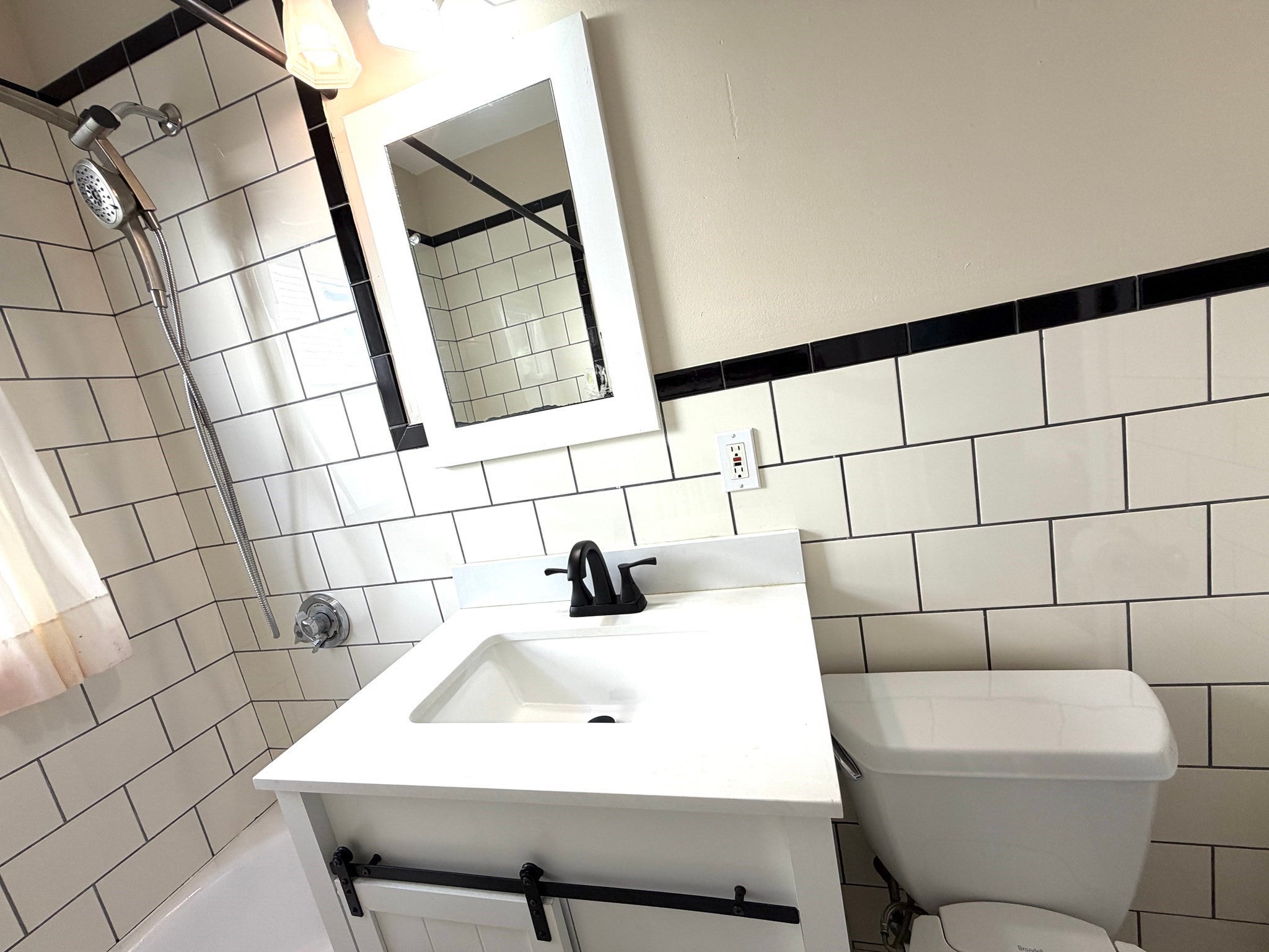 157 Willow St #1, Boston, MA Photo #17