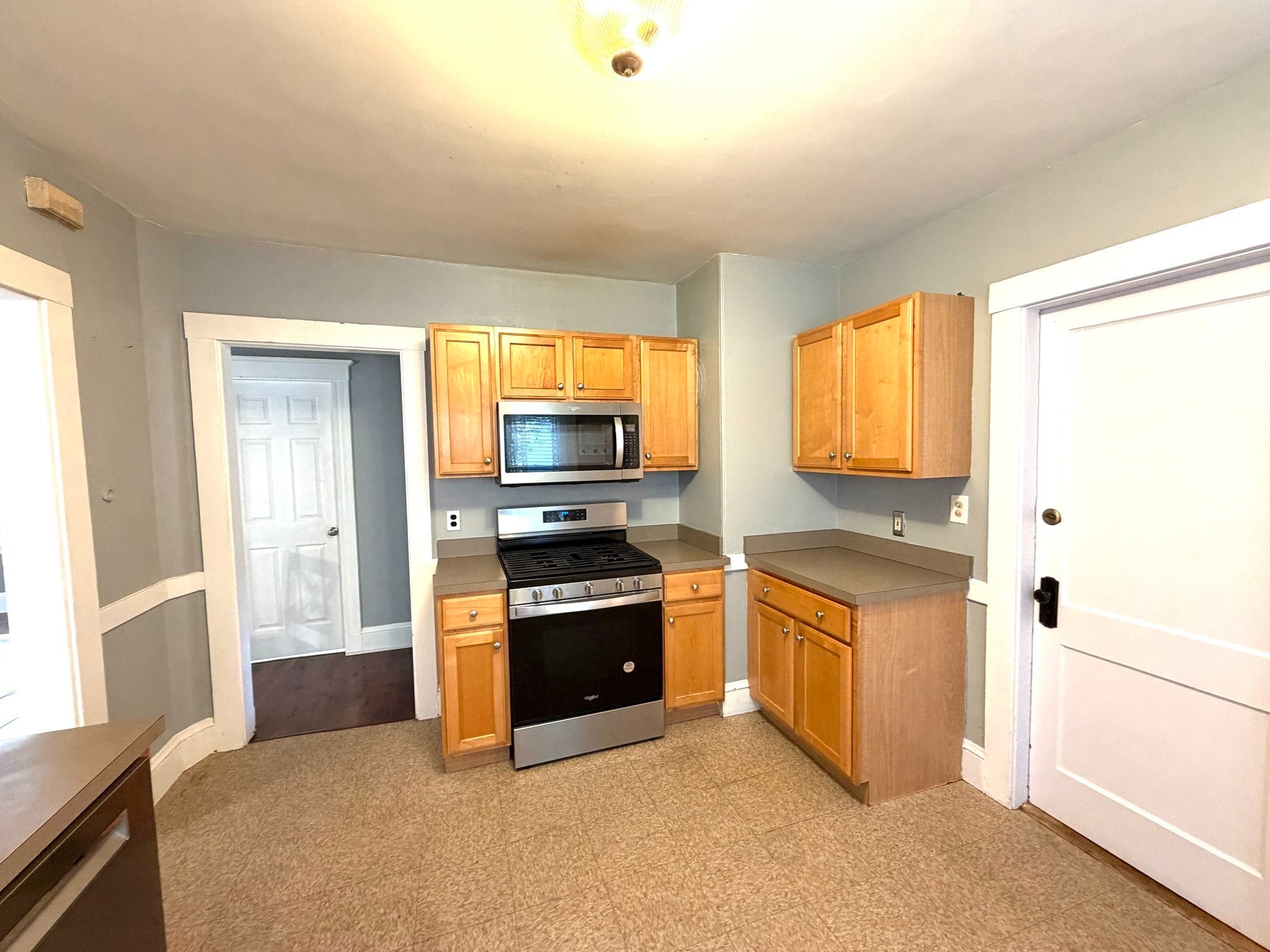 157 Willow St #1, Boston, MA Photo #14