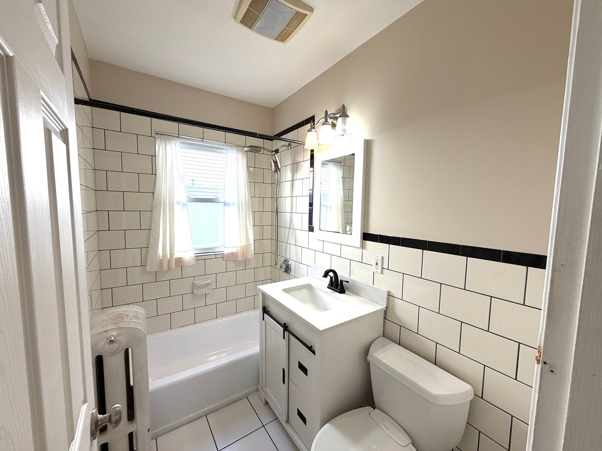 157 Willow St #1, Boston, MA Photo #16