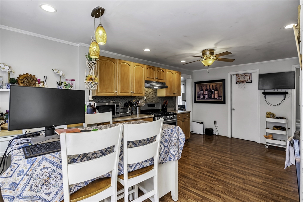 87 Lilley Ave