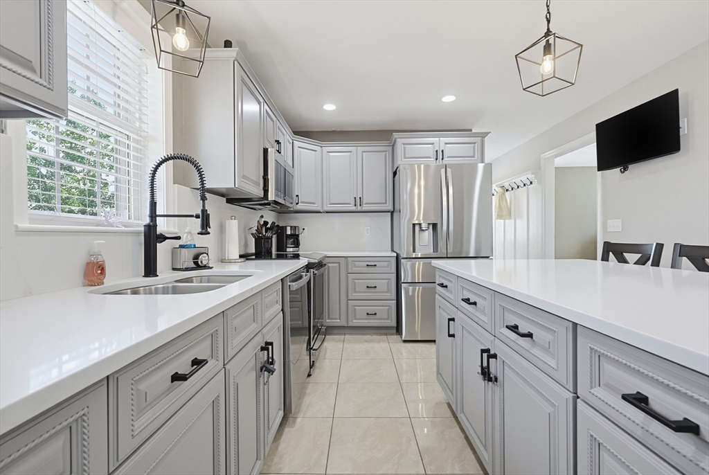 5 Autumn Gate Cir