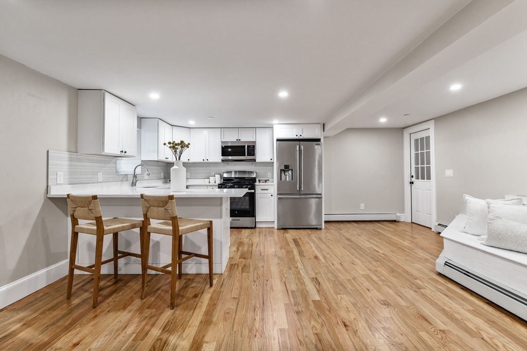 62 Chestnut Street 1