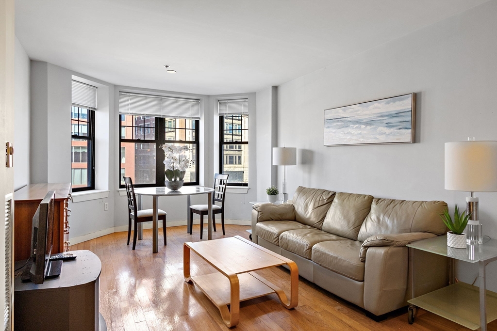 534 Commonwealth Ave 3A