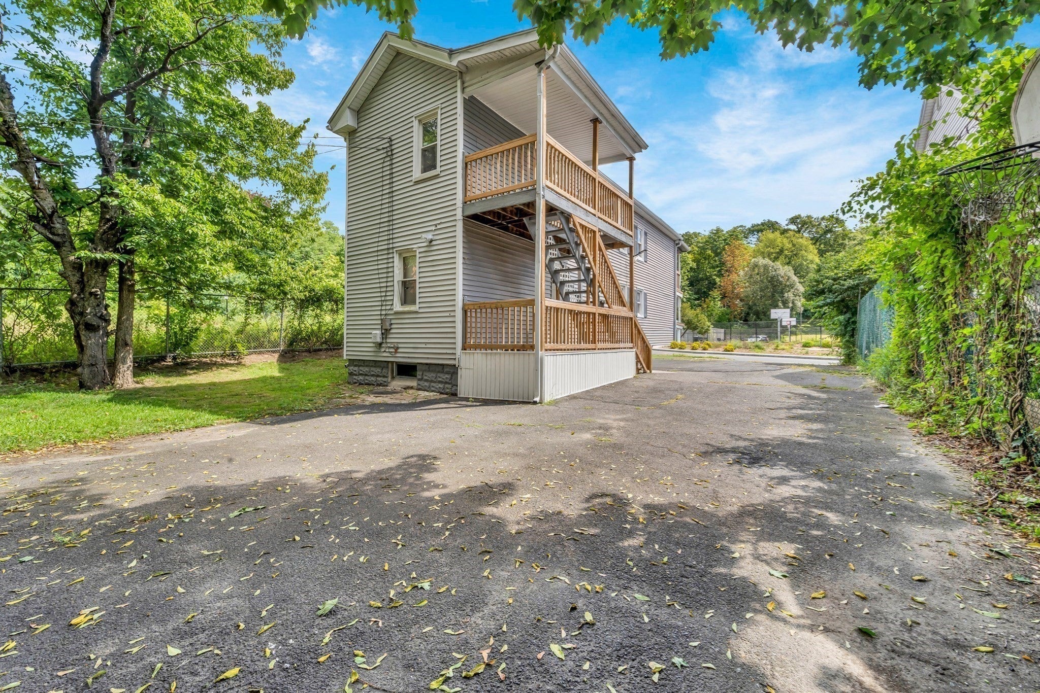 108 Marble St, Springfield, MA Photo #17