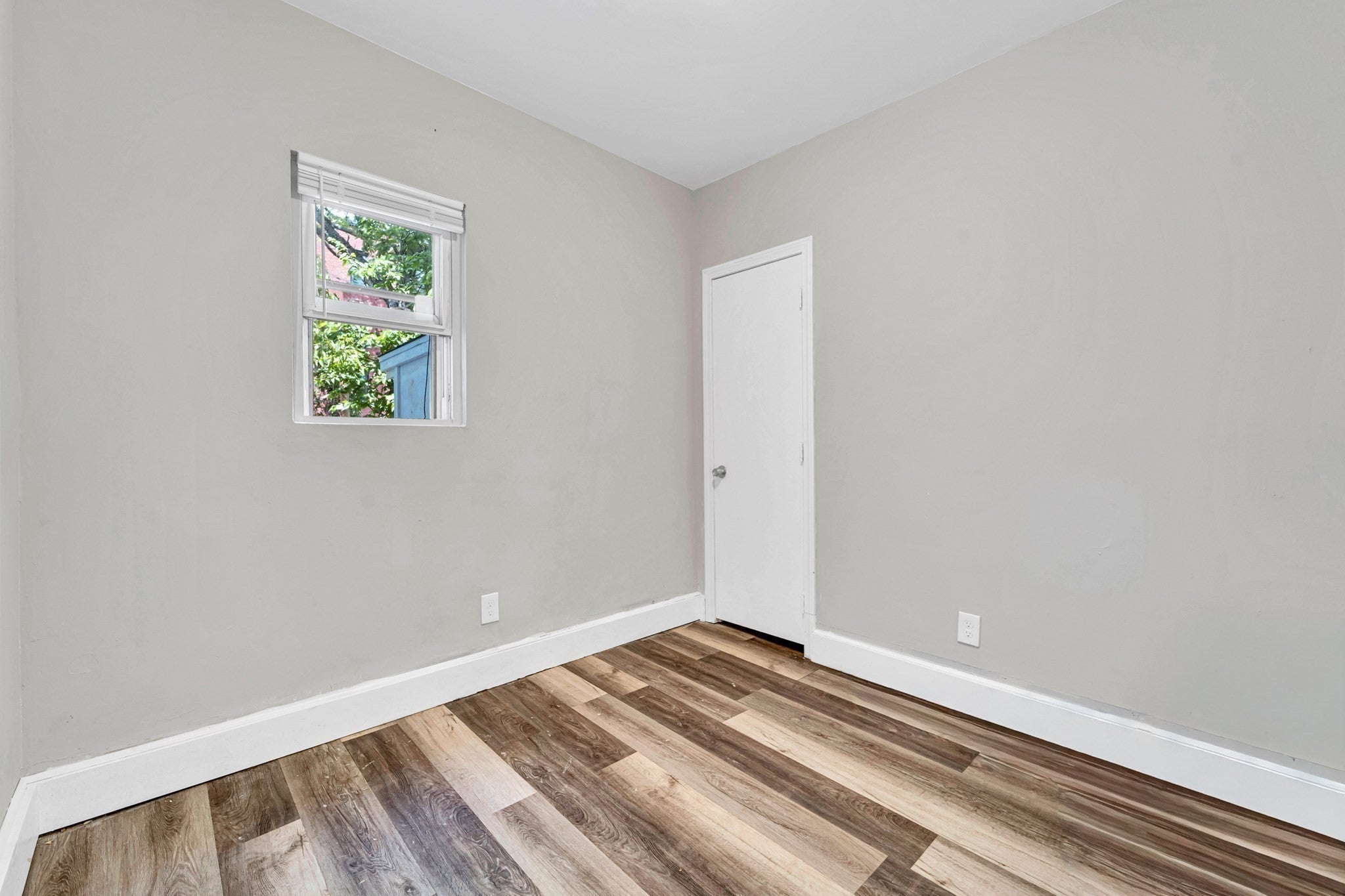 108 Marble St, Springfield, MA Photo #6