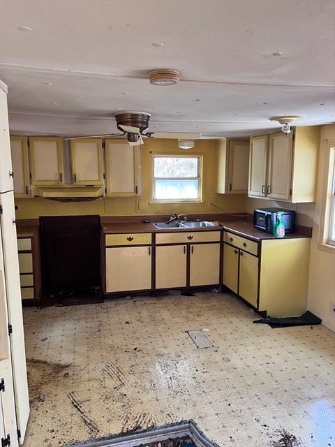 1032 N. Main 3 Killingly CT 06241