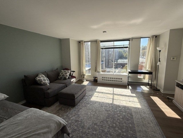 44 Washington St 506