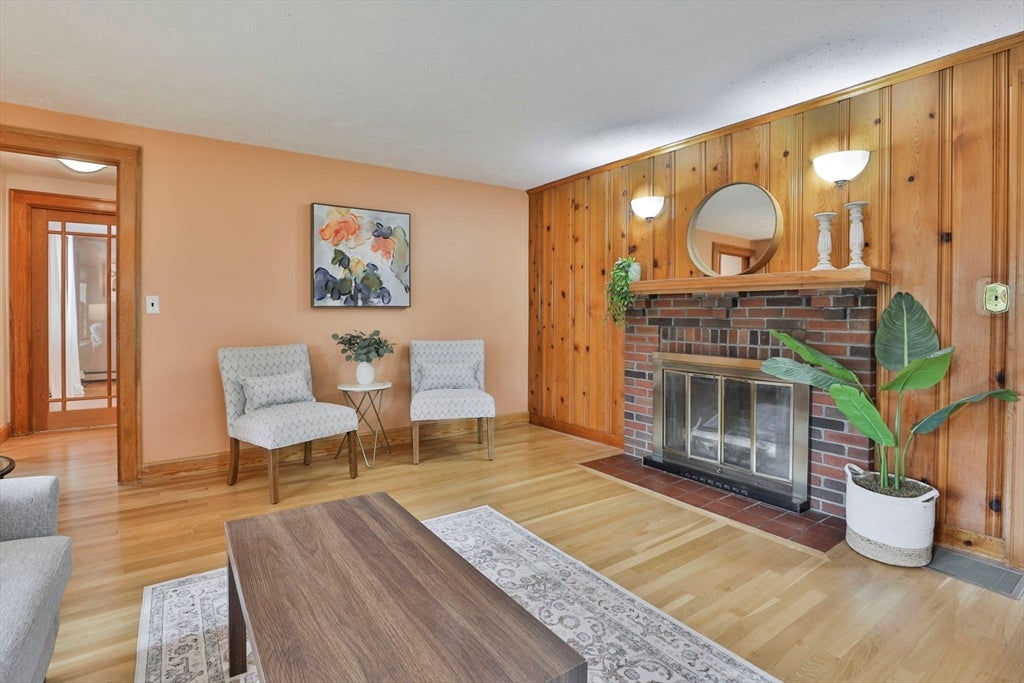 21 Preston St, Wakefield, MA Photo #18
