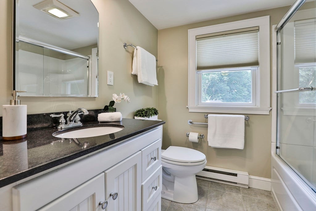 21 Preston St, Wakefield, MA Photo #29