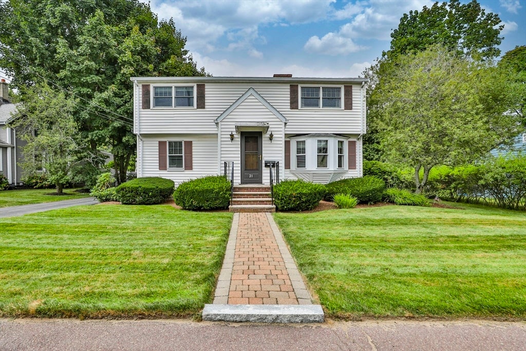 21 Preston St, Wakefield, MA Photo #1