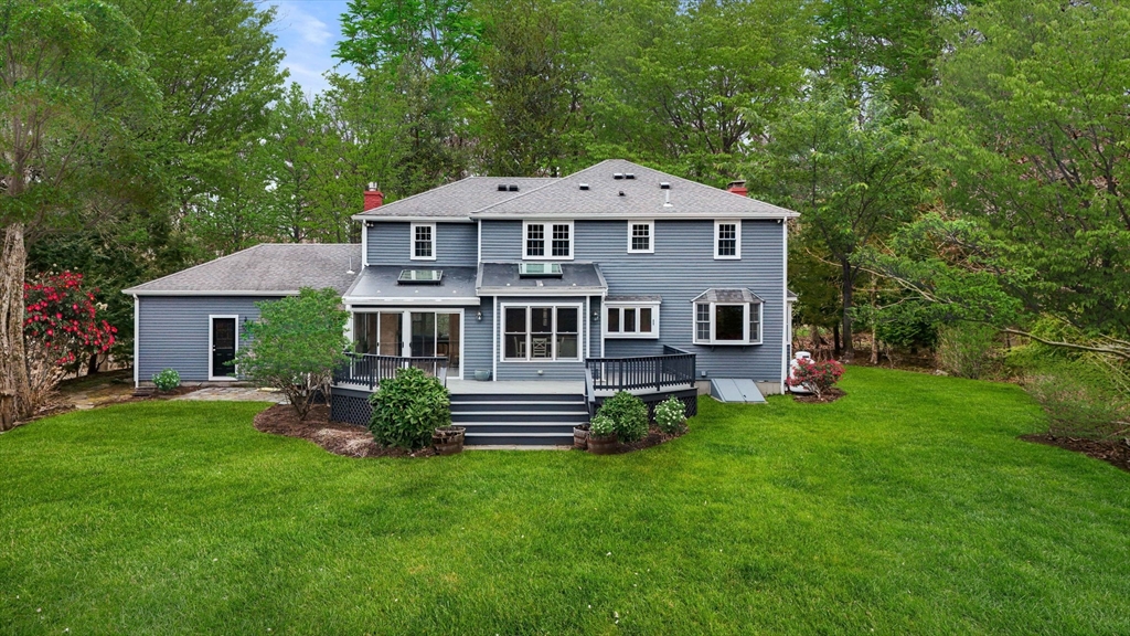 3 Surrey Ln
