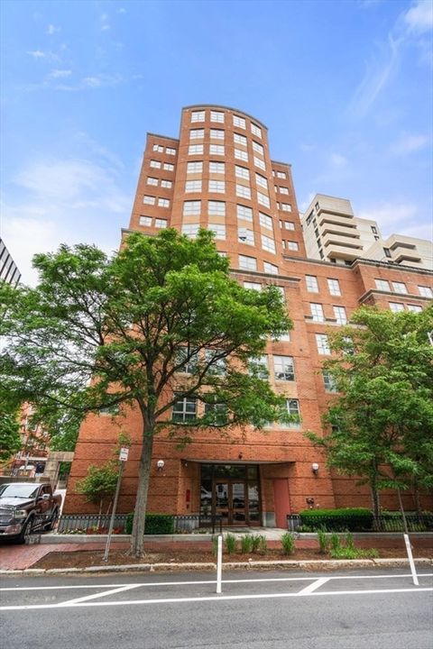 931 Massachusetts Ave 1003 Cambridge MA 02139