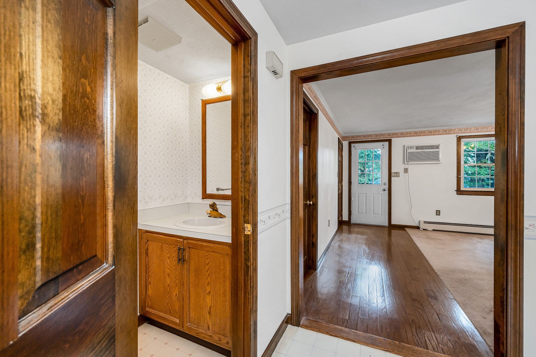 25 Oak St #D, Methuen, MA, 25 Oak St #D, Methuen, MA Photo #5