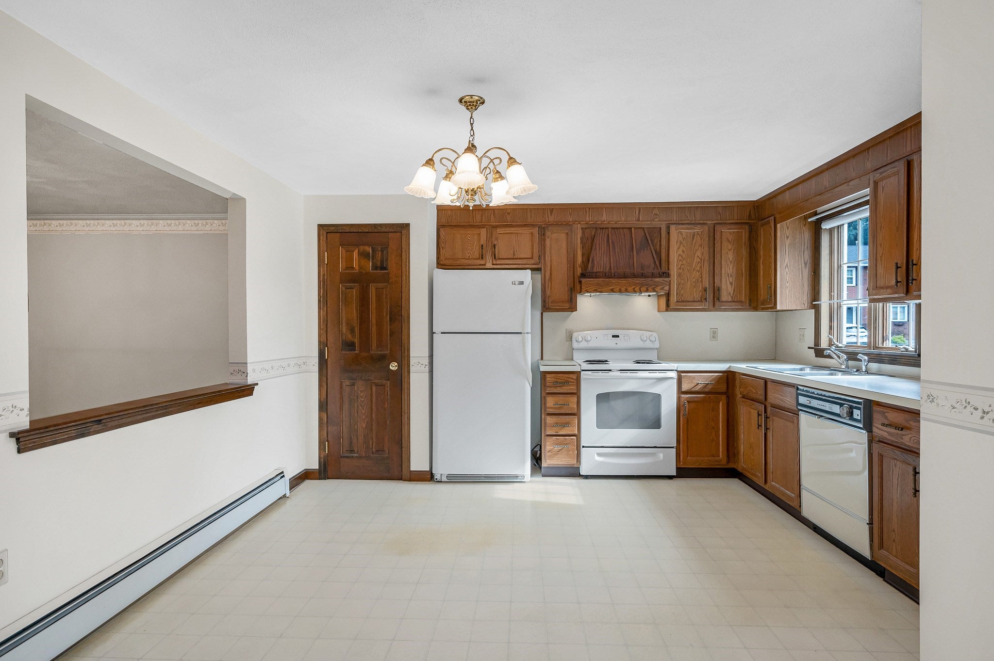25 Oak St #D, Methuen, MA, 25 Oak St #D, Methuen, MA Photo #2
