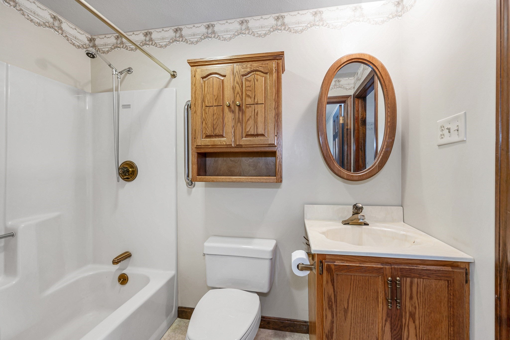25 Oak St #D, Methuen, MA, 25 Oak St #D, Methuen, MA Photo #17