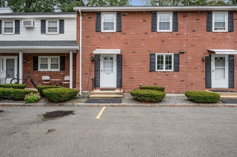 Photo of 25 Oak St #D, Methuen, MA 01844 (MLS # 73583359)