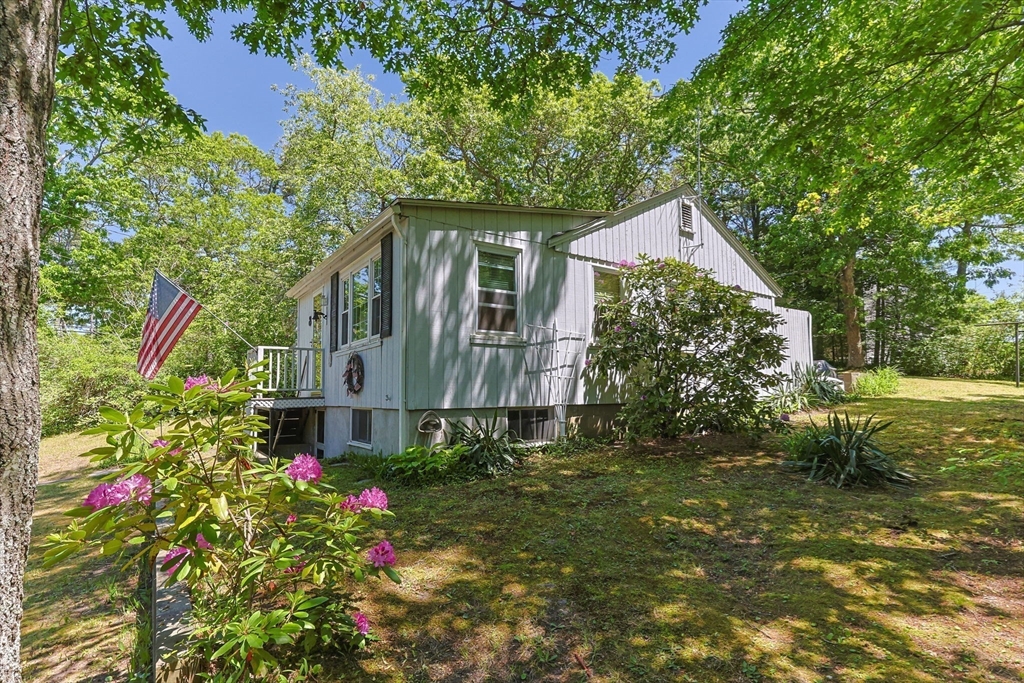 8 Alpine Rd