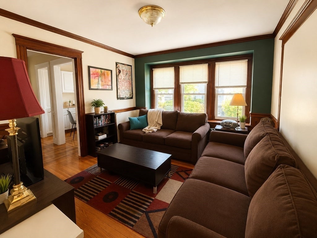 28 Claymoss RD #1, Boston, MA Photo #3
