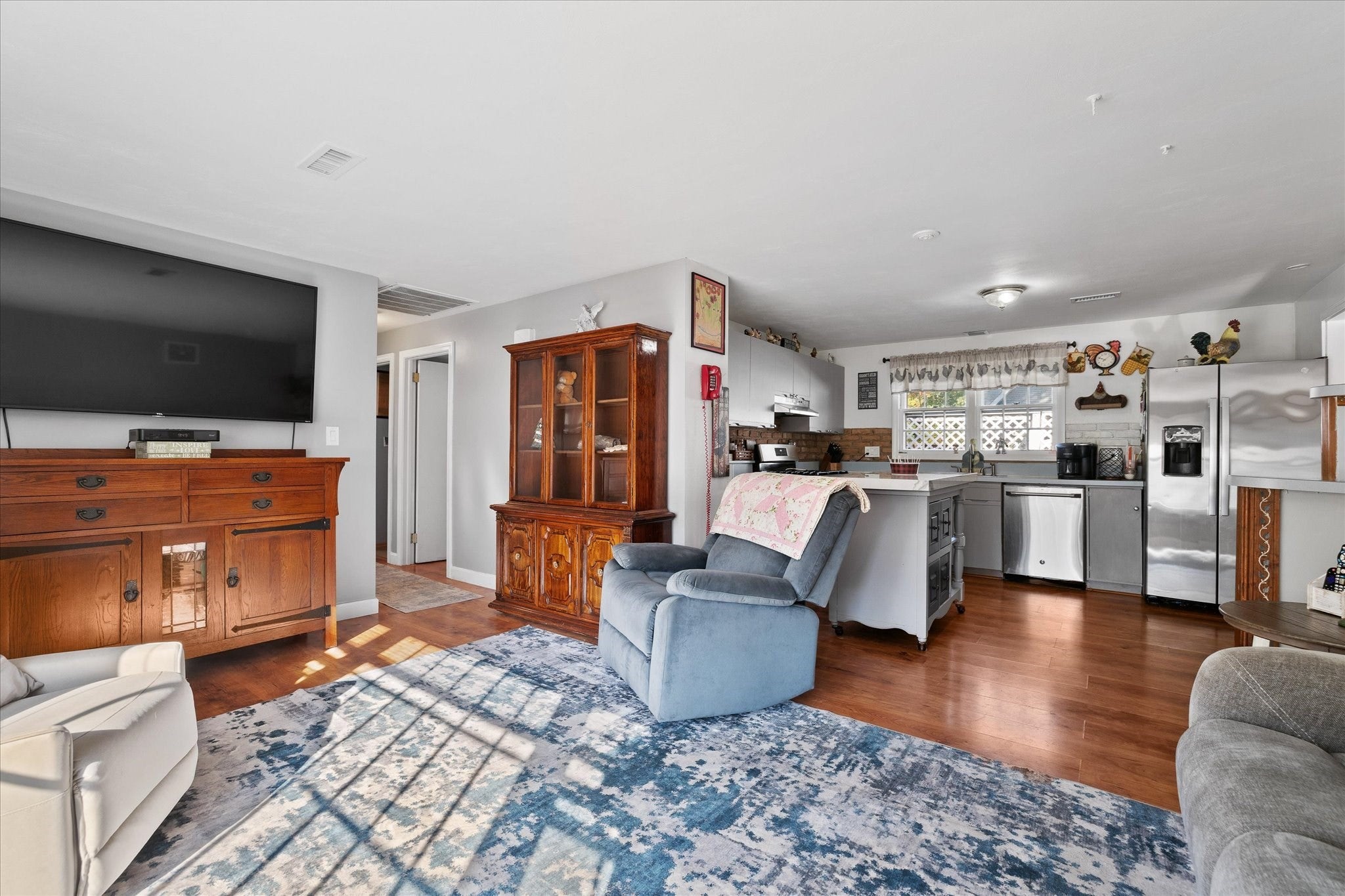 5 Caroline Drive, Bellingham, MA, 5 Caroline Drive, Bellingham, MA Photo #7