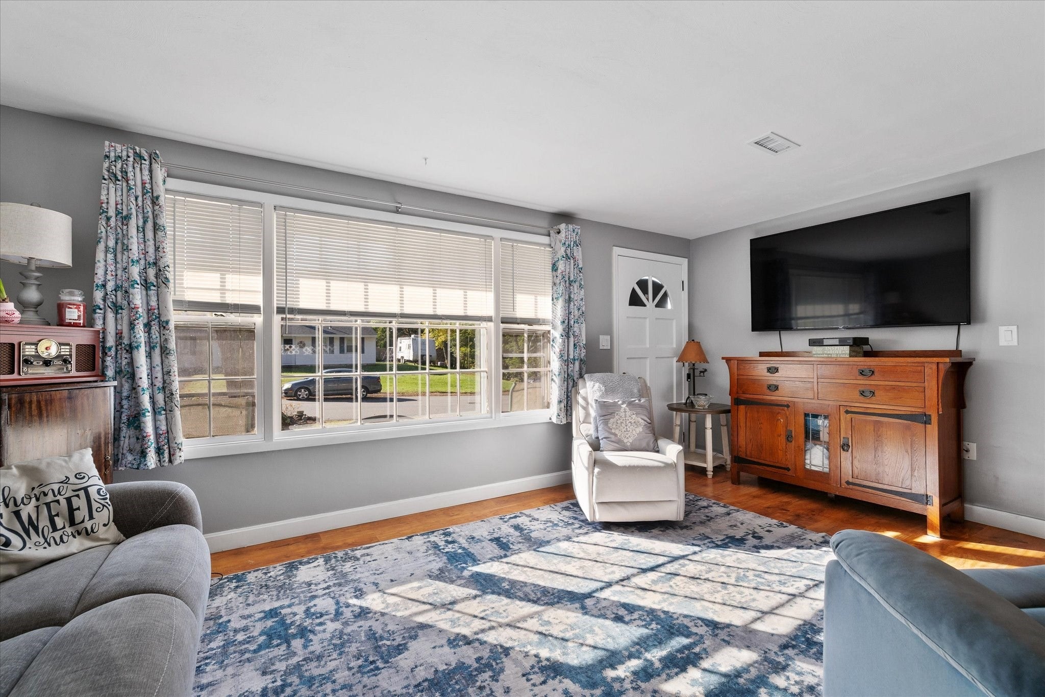 5 Caroline Drive, Bellingham, MA, 5 Caroline Drive, Bellingham, MA Photo #5