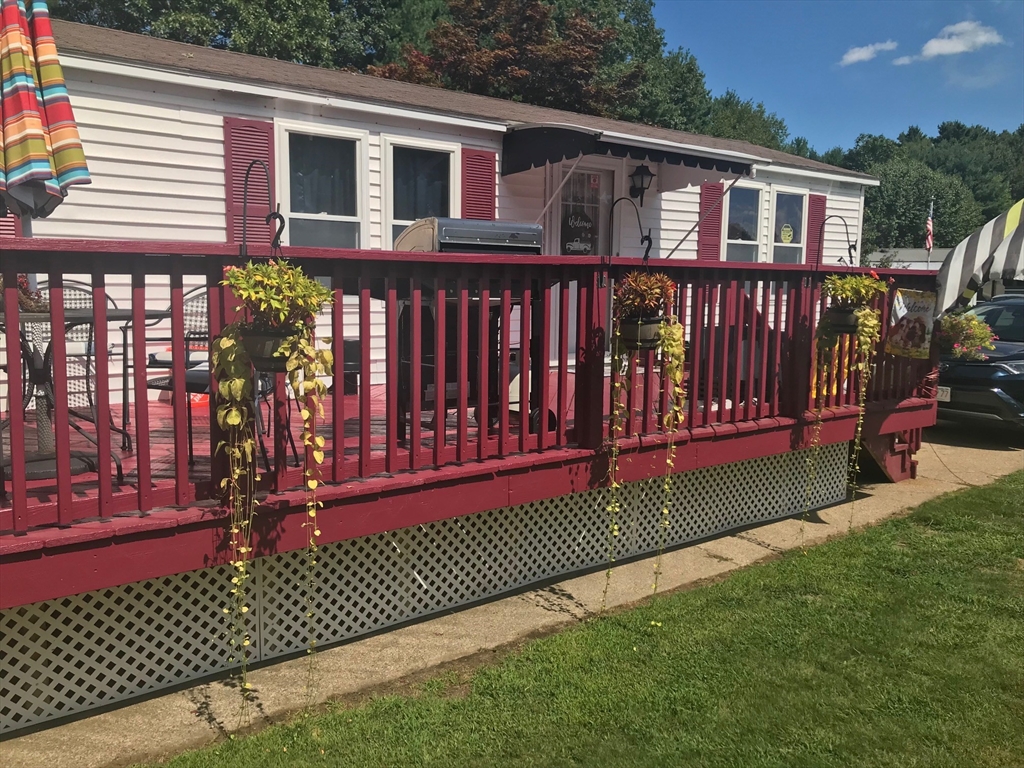 250 Mansfield Ave 66