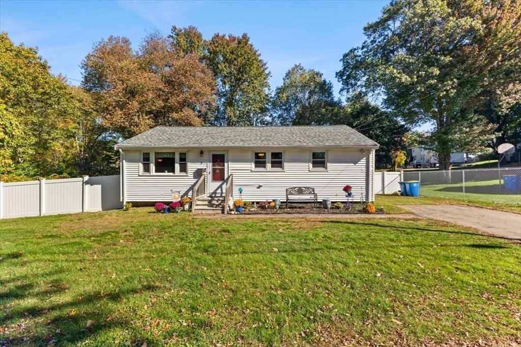 5 Nightingale Cir