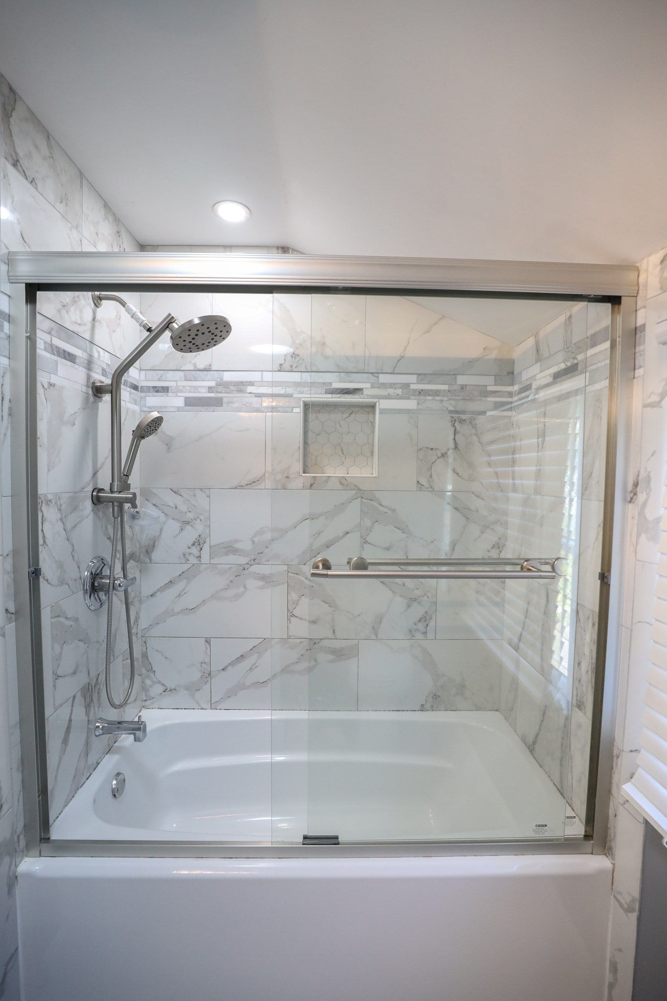 43 Duren Ave, Lowell, MA Photo #16