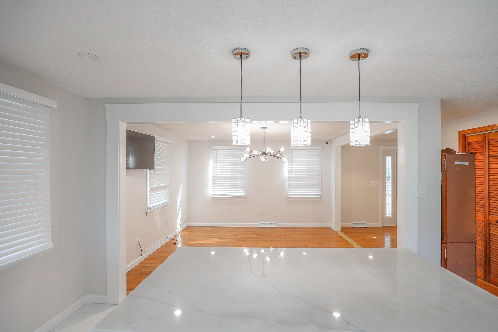 43 Duren Ave, Lowell, MA Photo #11