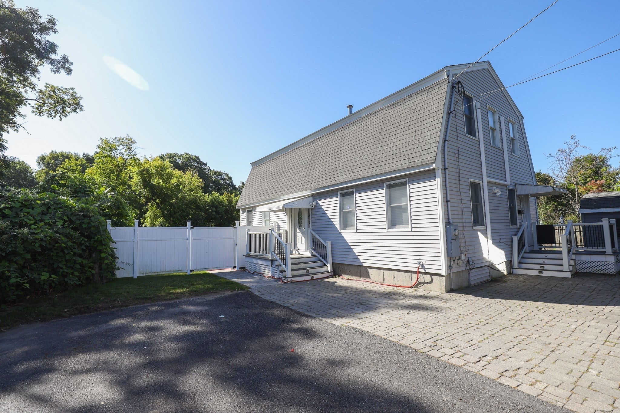 Photo of 43 Duren Ave, Lowell, MA