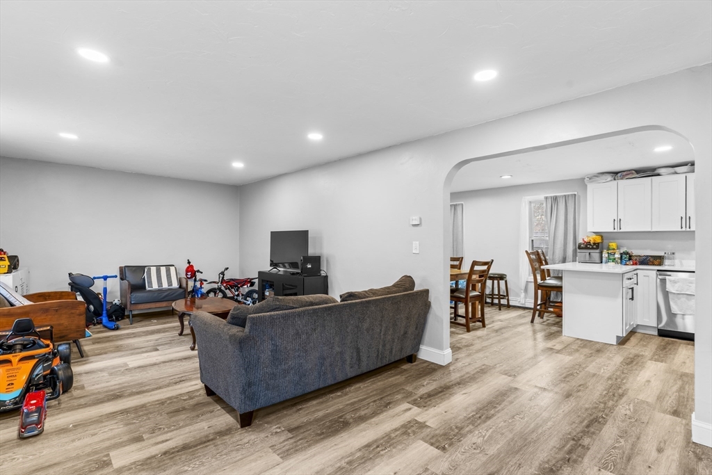 21 Dale Rd