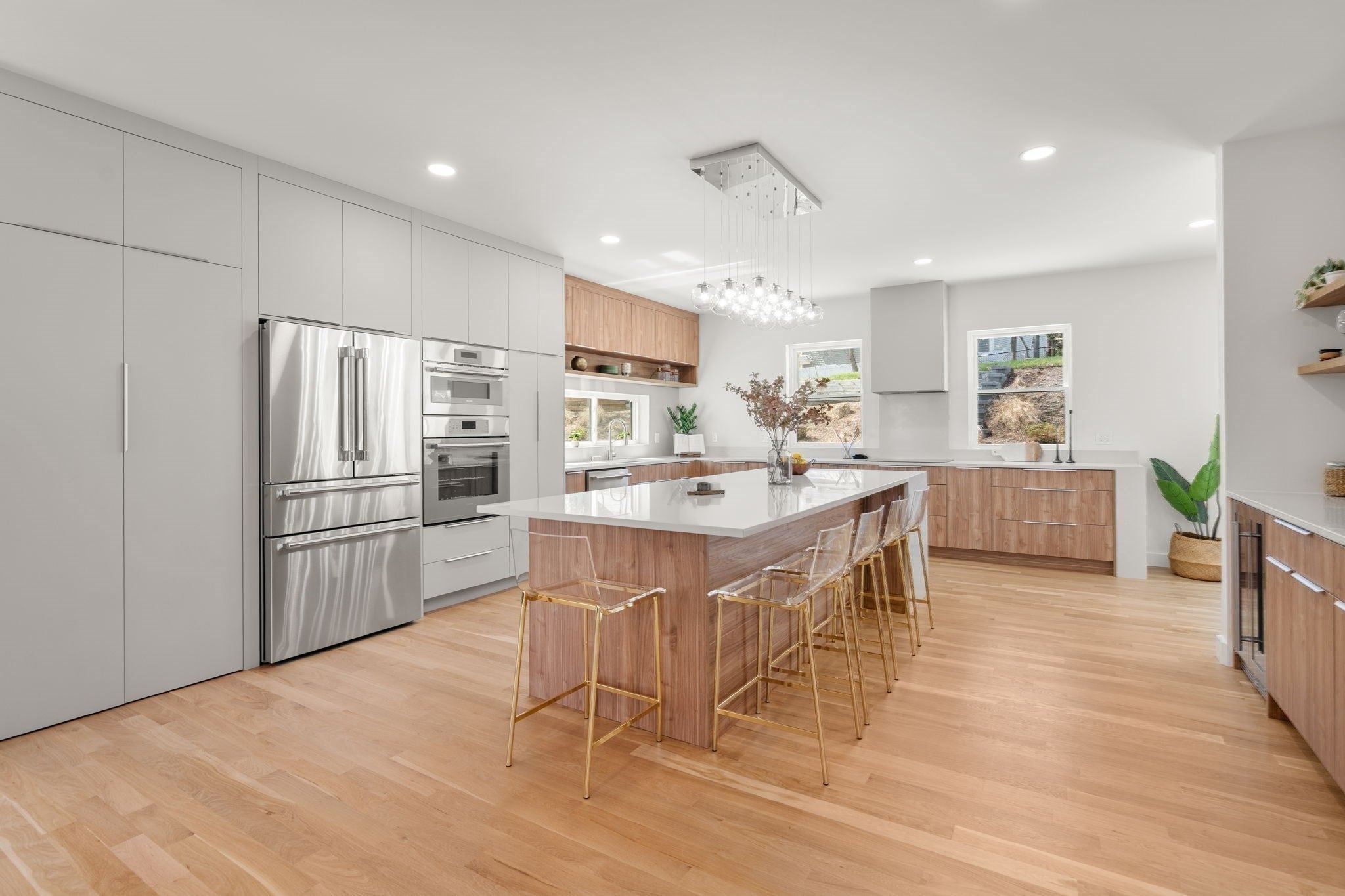 100 Woodbine Cir, Needham, MA Photo #8