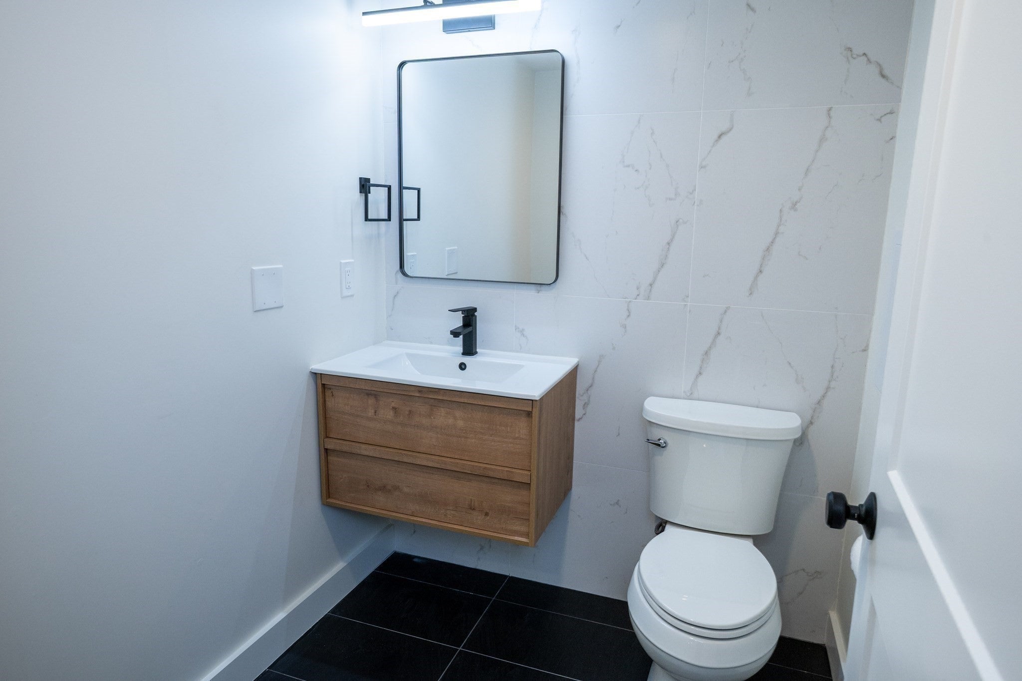 100 Woodbine Cir, Needham, MA Photo #32
