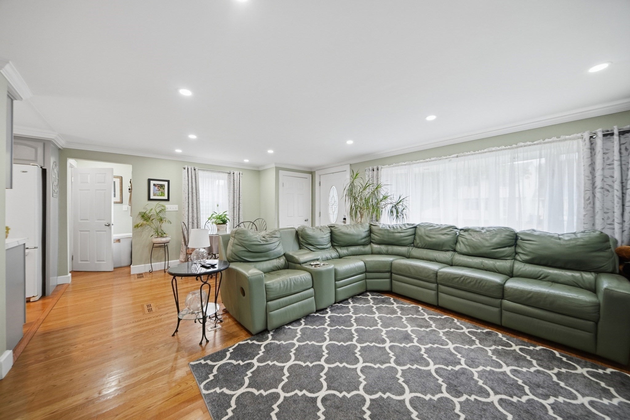 15 Bow ST, Danvers, MA Photo #10