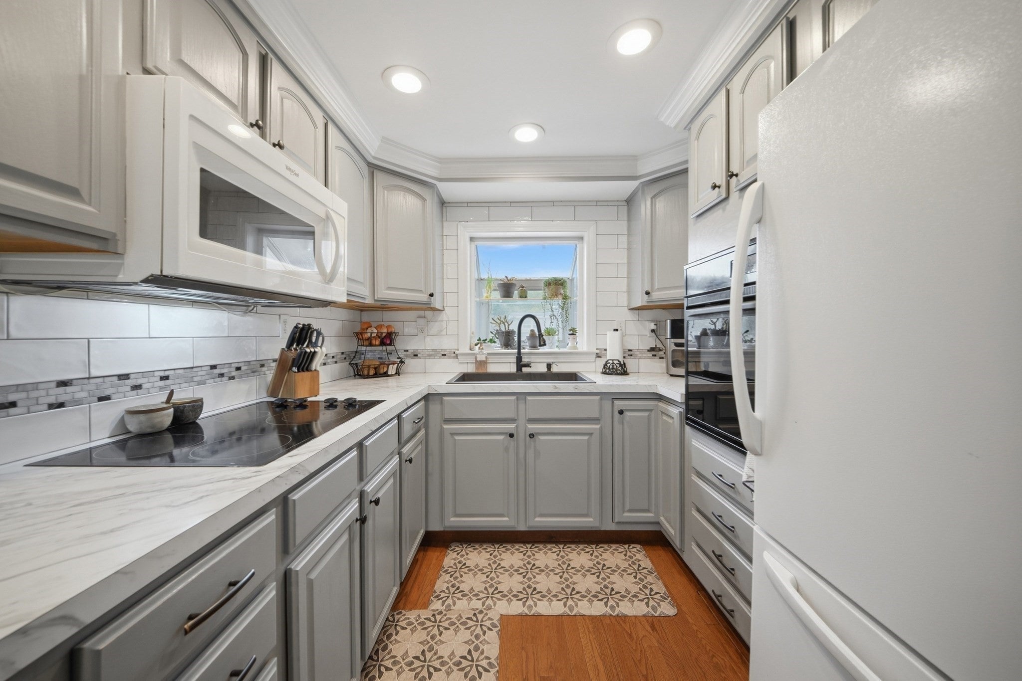 15 Bow ST, Danvers, MA Photo #5