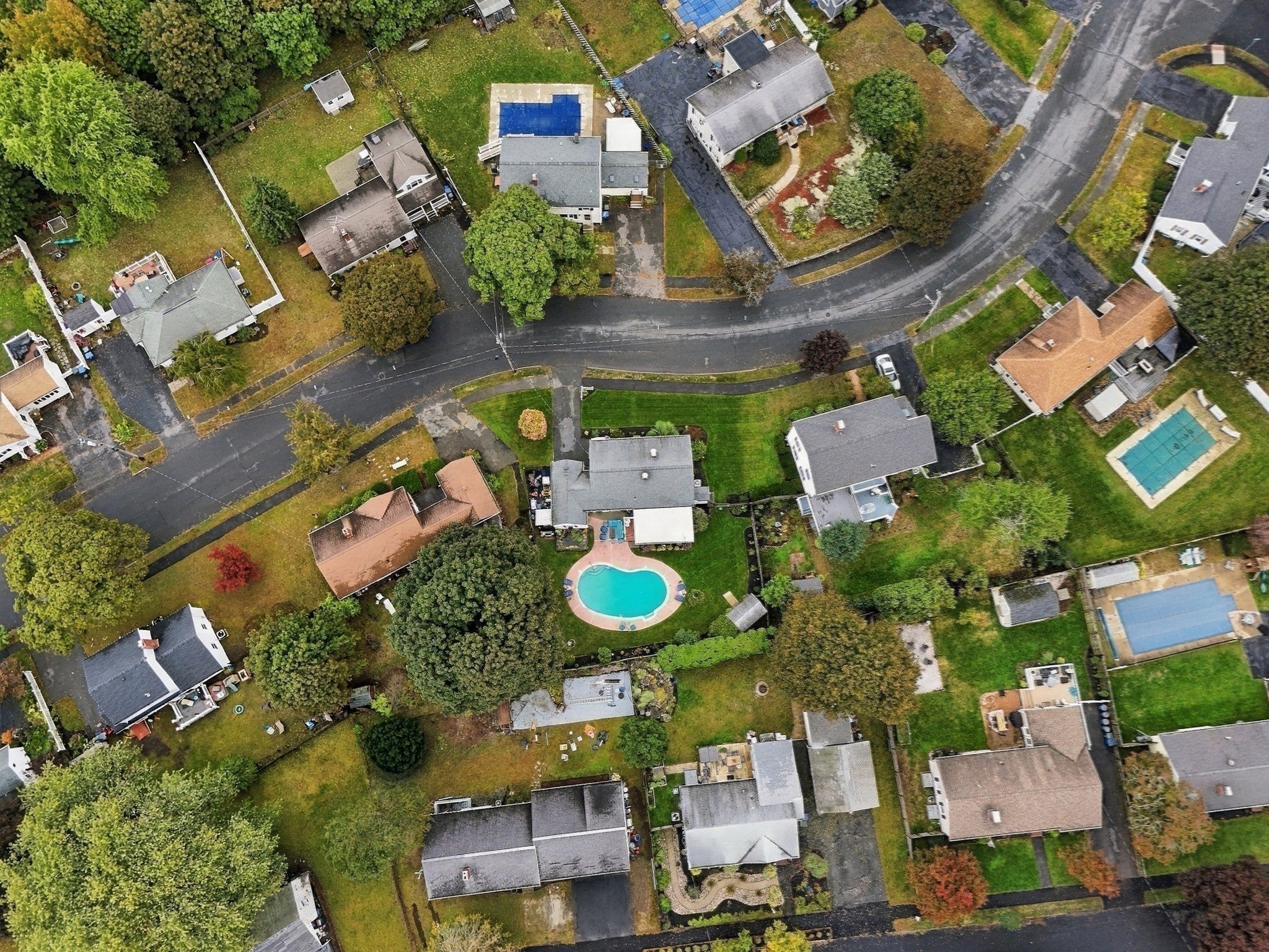 15 Bow ST, Danvers, MA Photo #36
