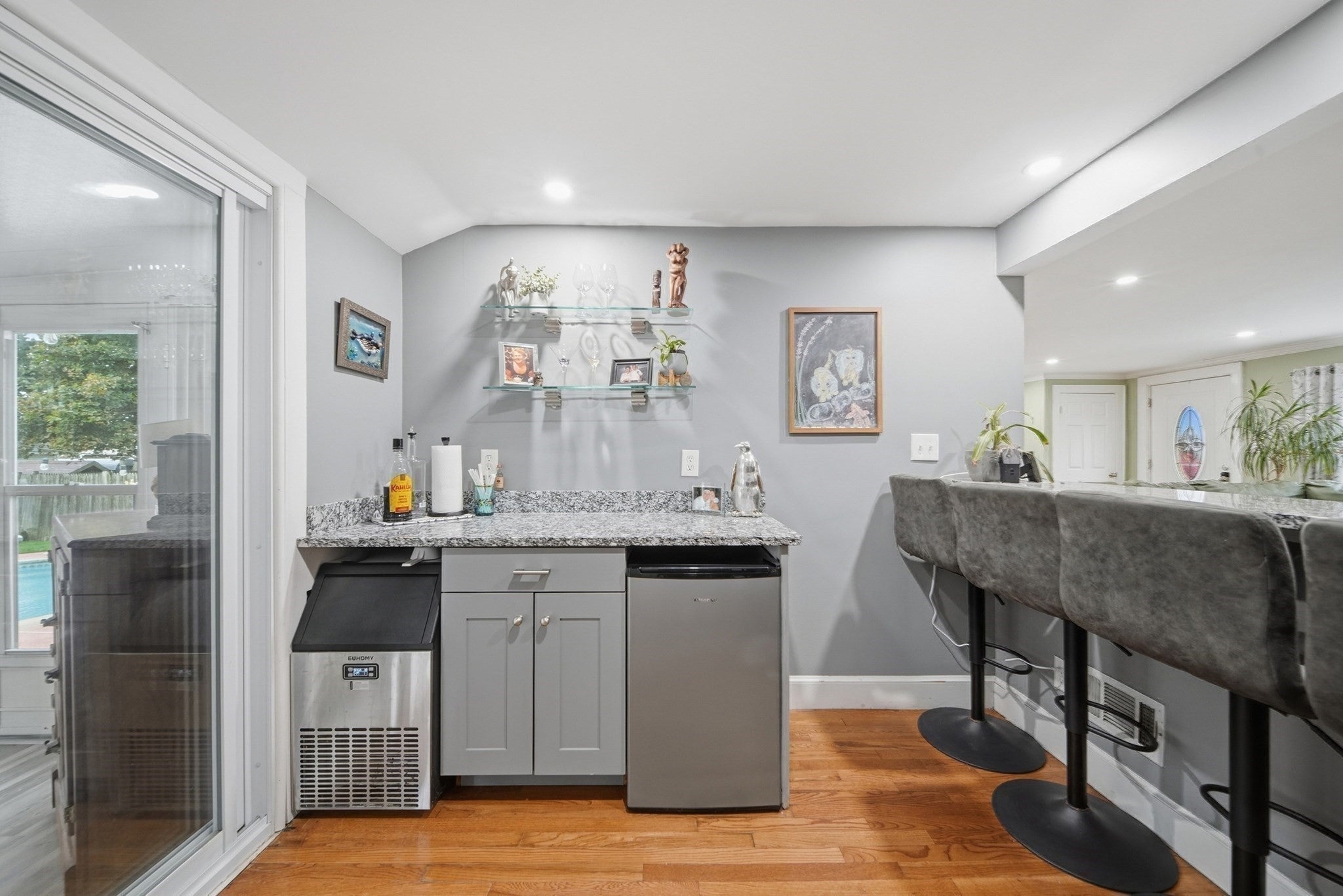 15 Bow ST, Danvers, MA Photo #8